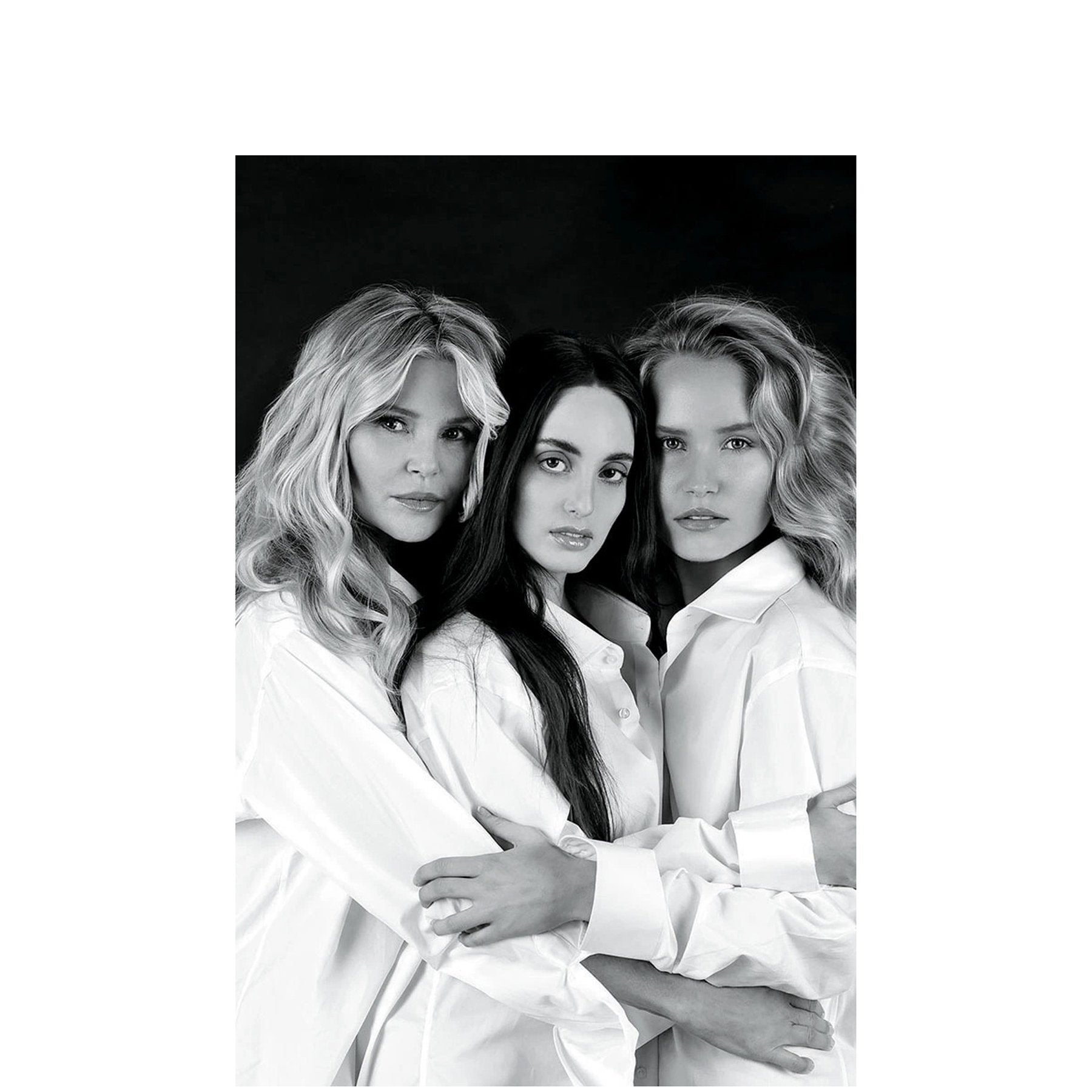 Christie Brinkley wears our White Oxford Cotton shirt for the cover of FN - Emma Willis